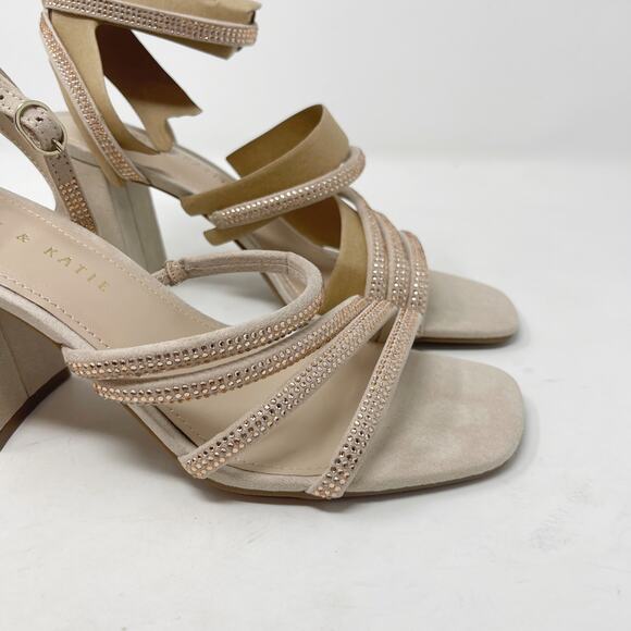 New Kelly & Katie 7.5 Light Peach Microsuede Cadene Sandal Heel Rhinestone Block - Picture 5 of 13